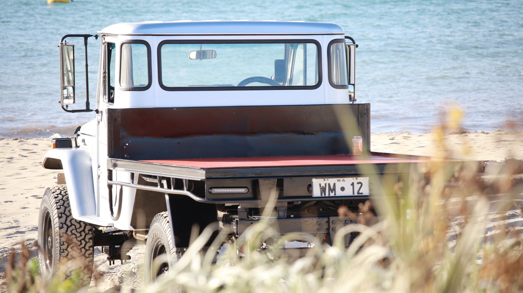 HJ47 on the beach